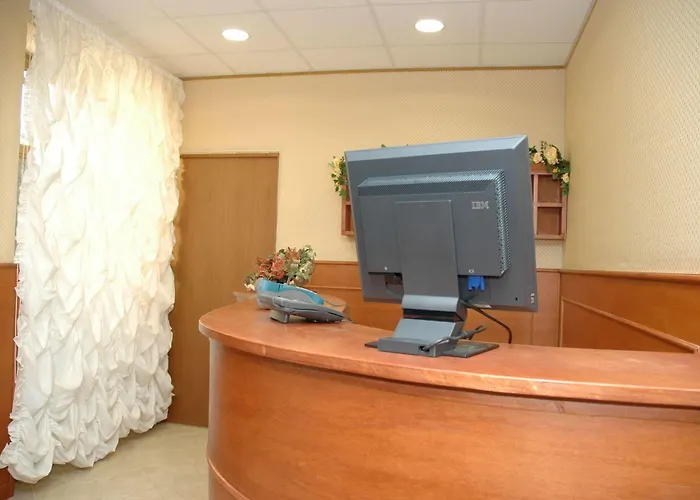 Shasa Hotel 3*